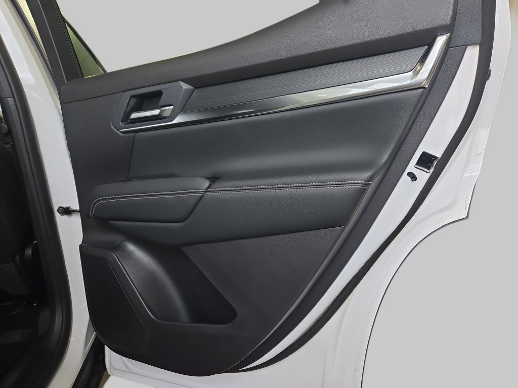 2027 GMC Terrain Elevation - Photo 13