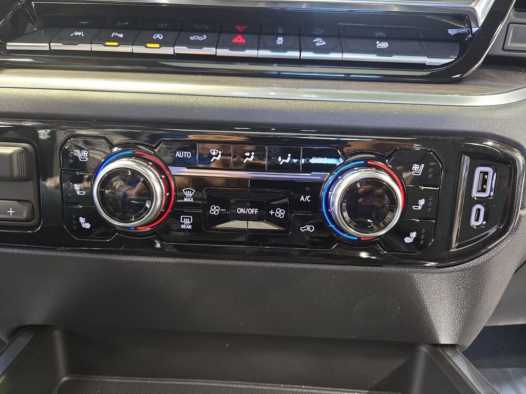 2026 GMC Sierra 1500 SLT - Photo 24