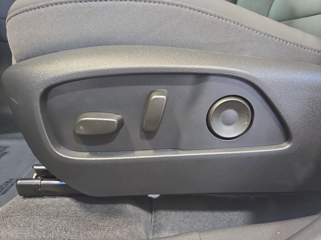 2026 GMC Terrain AT4 - Photo 29