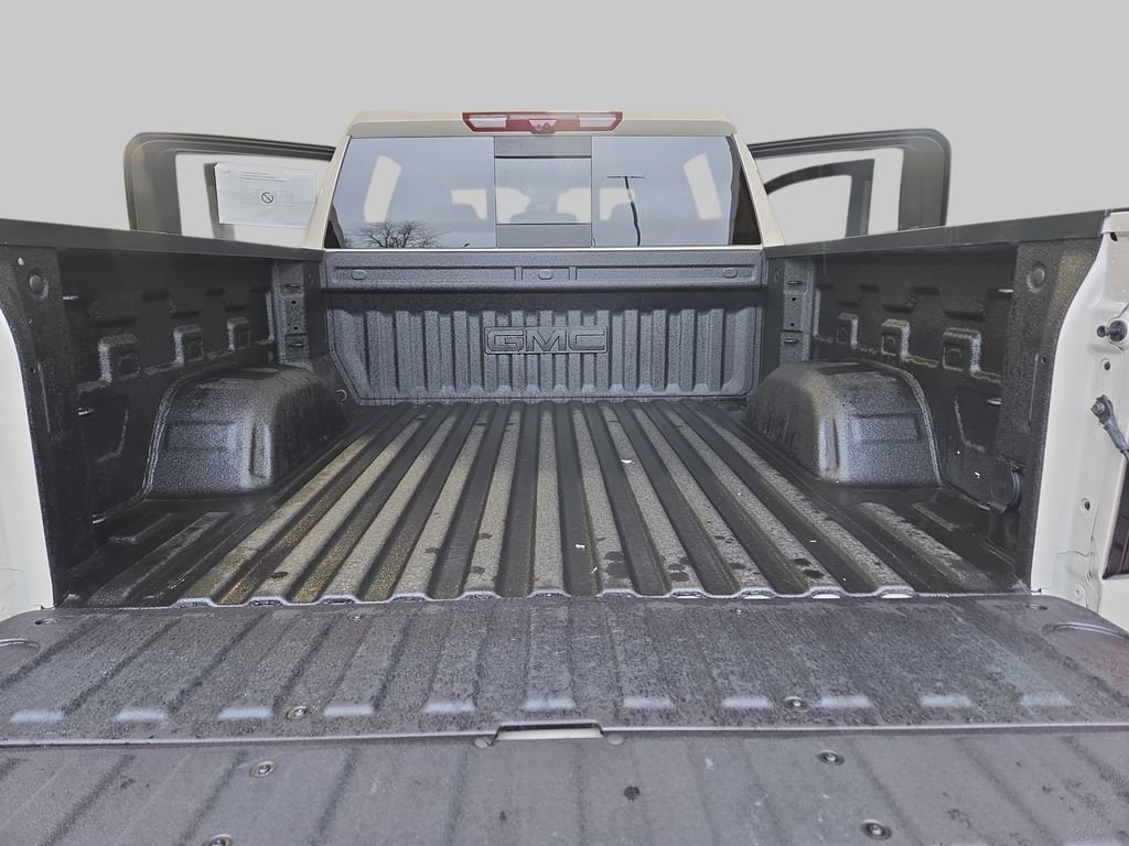2026 GMC Sierra 1500 AT4X - Photo 14