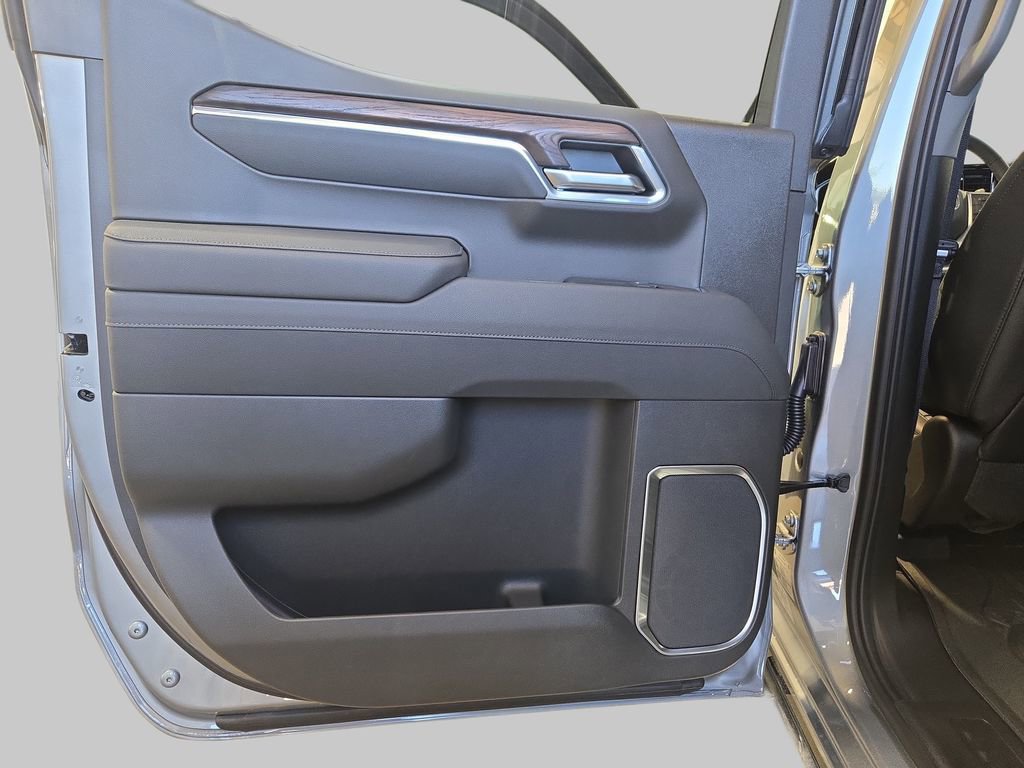 2026 GMC Sierra 1500 SLT - Photo 16