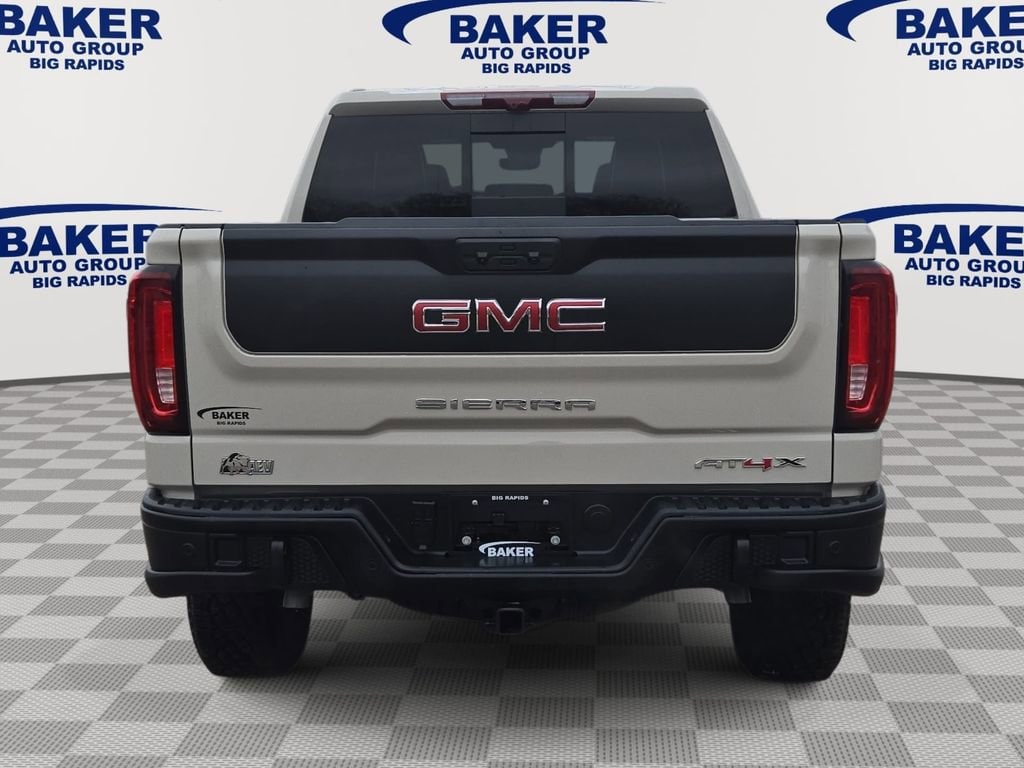 2026 GMC Sierra 1500 AT4X - Photo 5