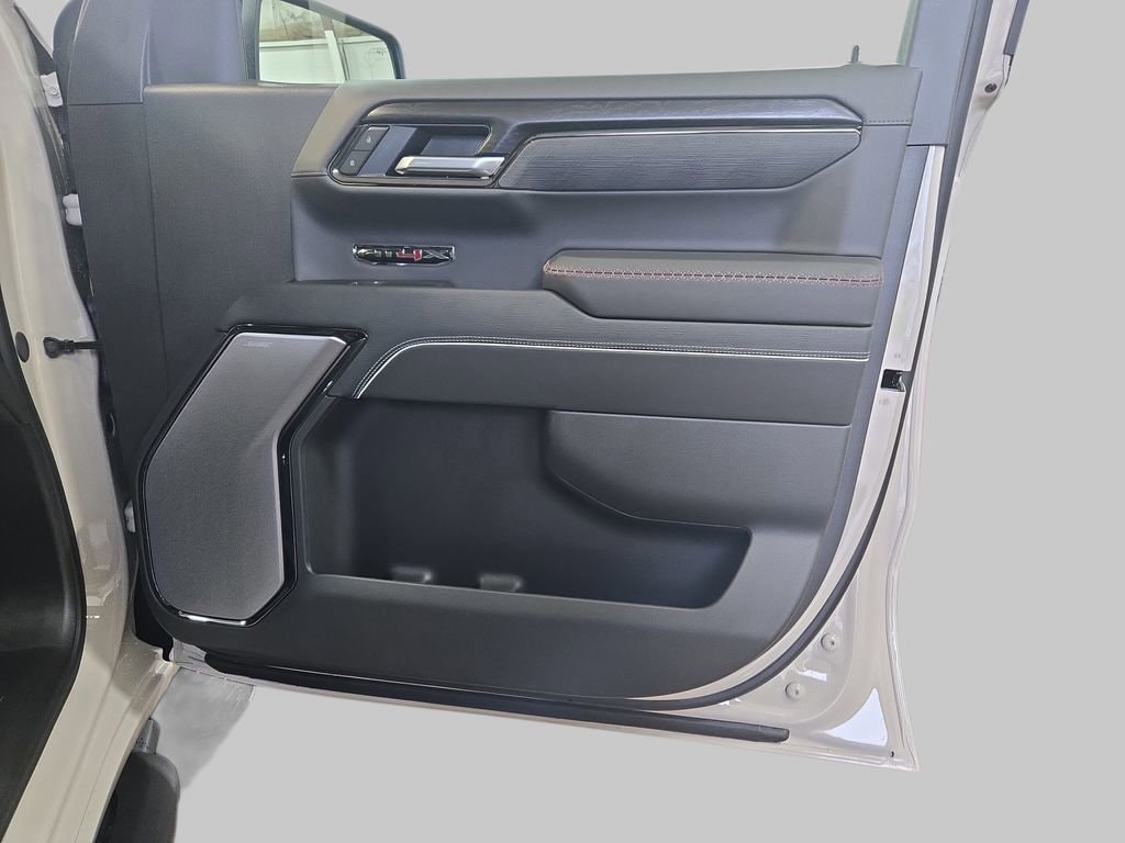 2026 GMC Sierra 1500 AT4X - Photo 11
