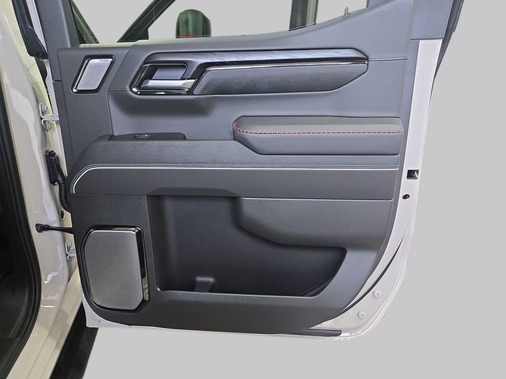 2026 GMC Sierra 1500 AT4X - Photo 13