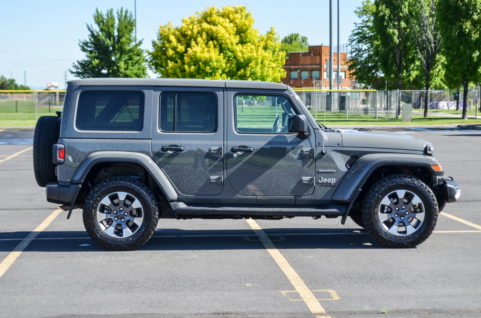 Used 2021 Jeep Wrangler Unlimited Sahara with VIN 1C4HJXEG6MW867033 for sale in Baker, OR