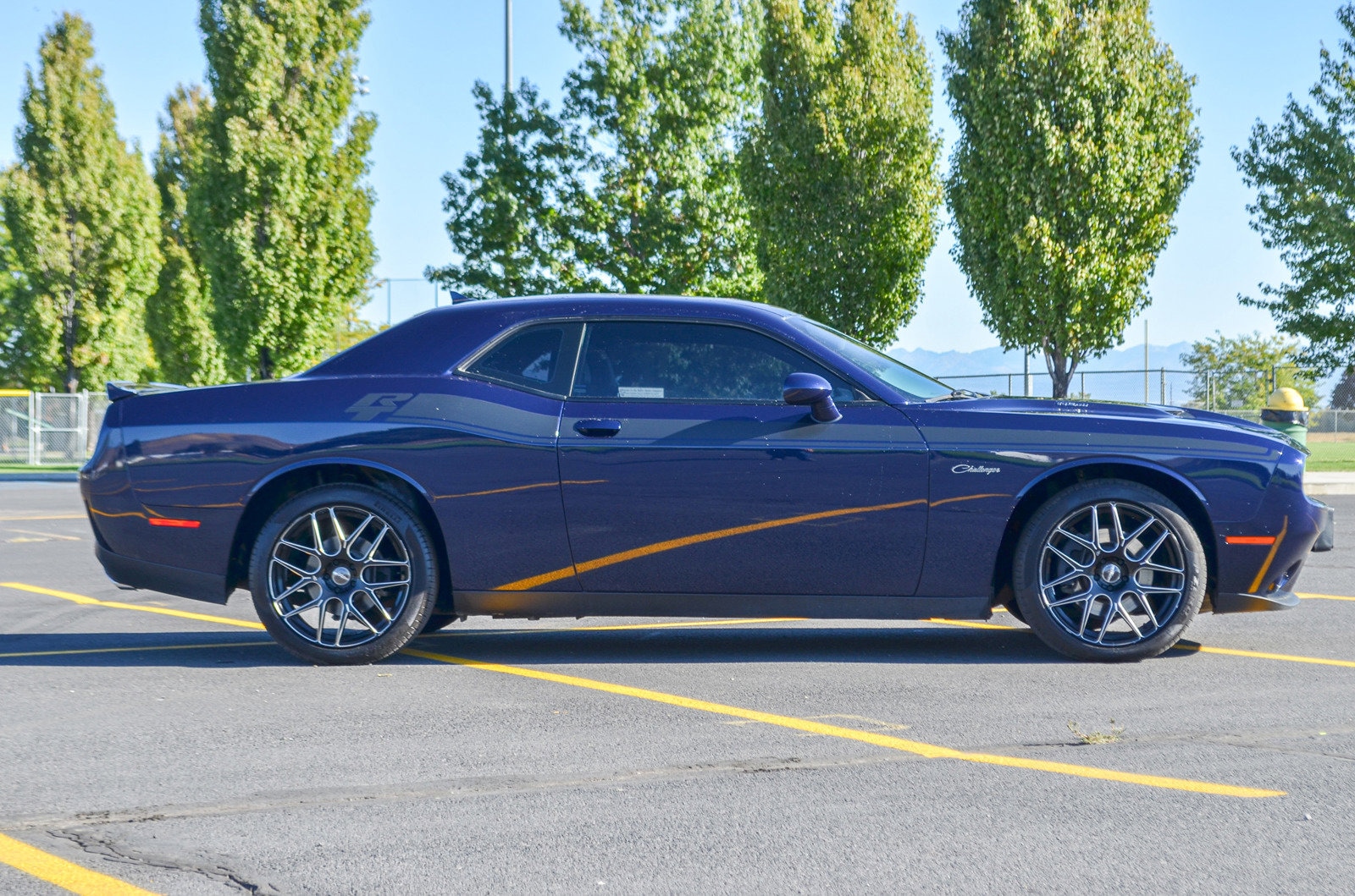 Used 2016 Dodge Challenger R/T with VIN 2C3CDZBT7GH108140 for sale in Baker, OR