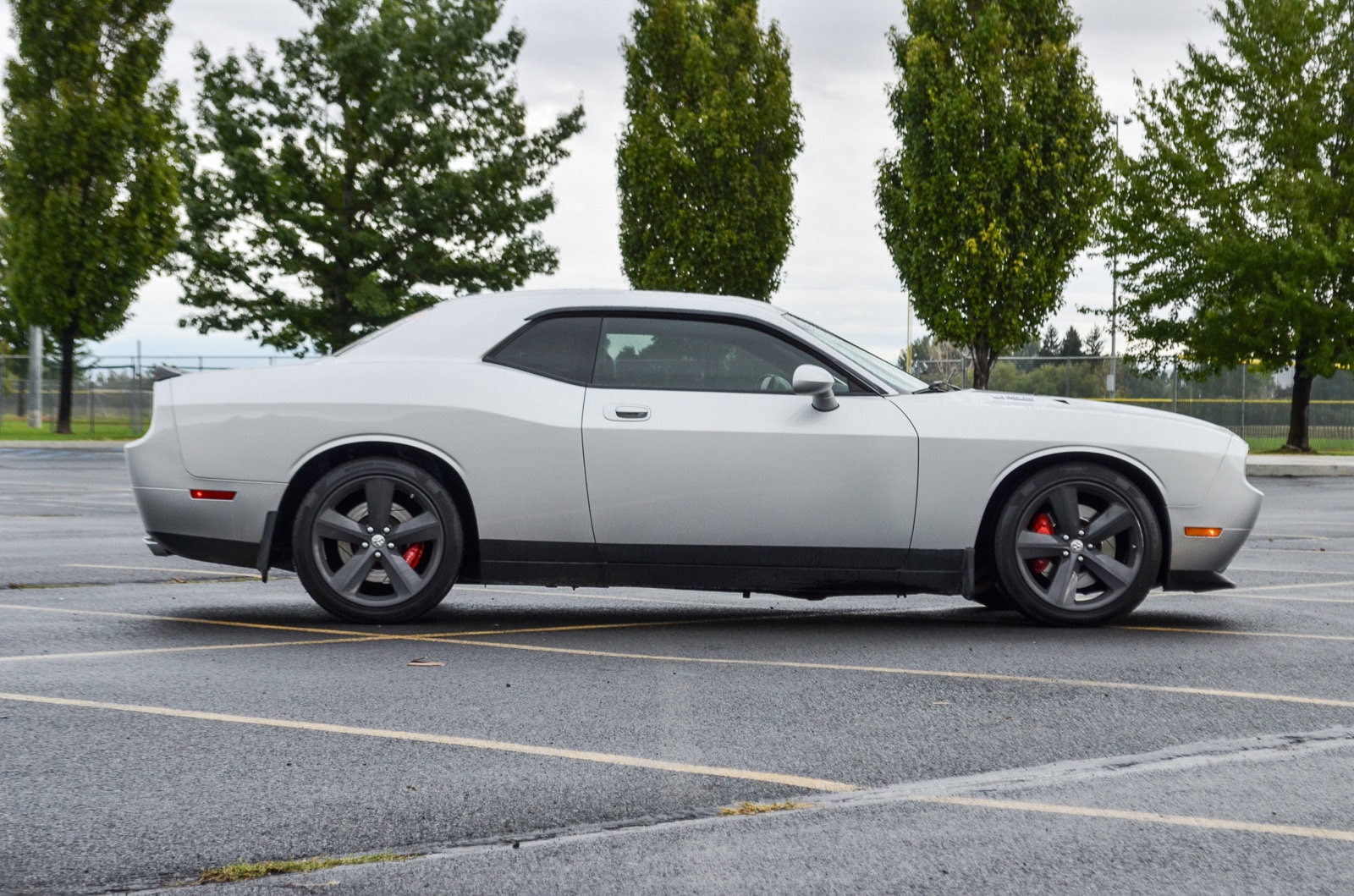 Used 2009 Dodge Challenger SRT8 with VIN 2B3LJ74W29H598717 for sale in Baker, OR