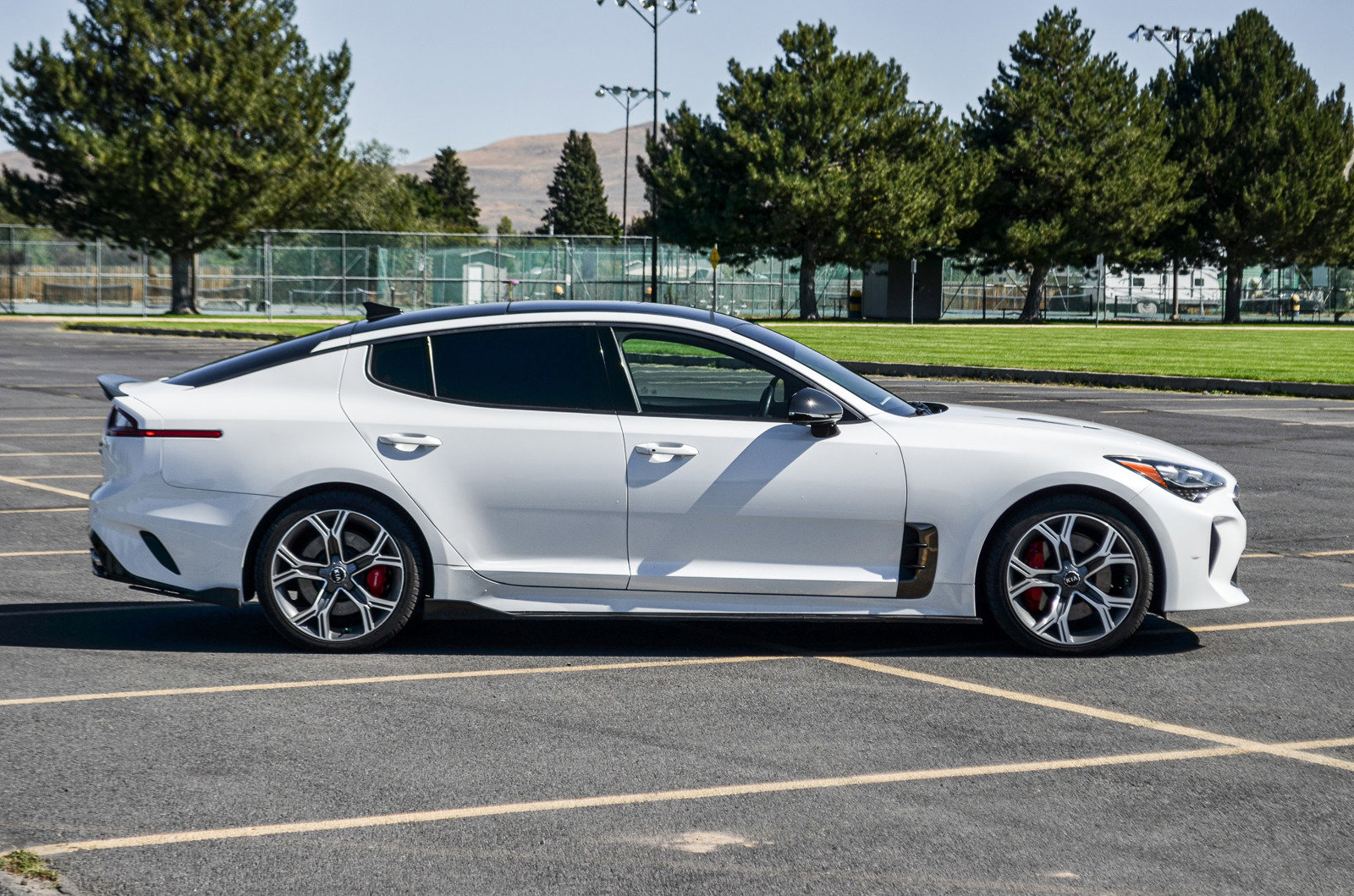 Used 2021 Kia Stinger GT Limited with VIN KNAE55LC2M6096322 for sale in Baker, OR