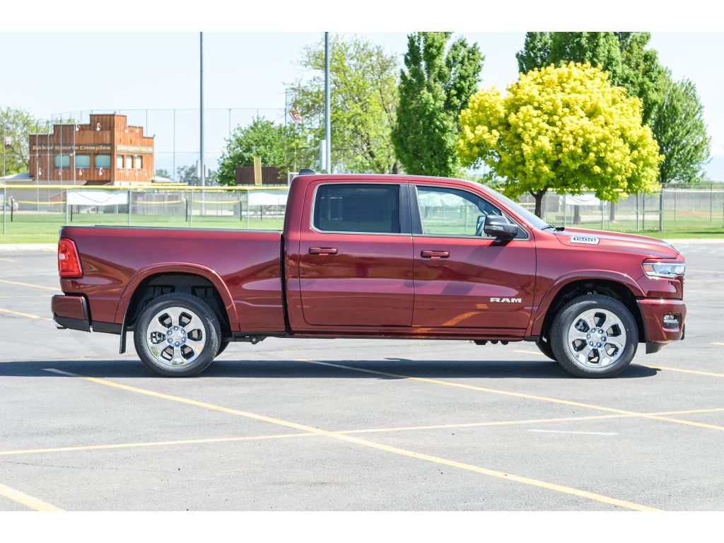2025 Ram 1500 Big Horn photo 2