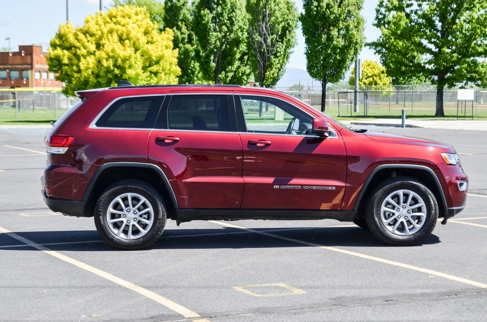 Used 2022 Jeep Grand Cherokee WK Laredo E with VIN 1C4RJFAG0NC125041 for sale in Baker, OR