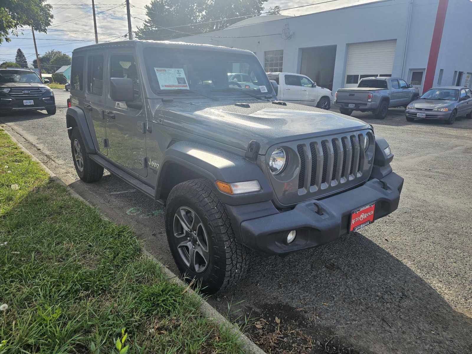 Used 2019 Jeep Wrangler Unlimited Sport S with VIN 1C4HJXDNXKW552393 for sale in Baker, OR