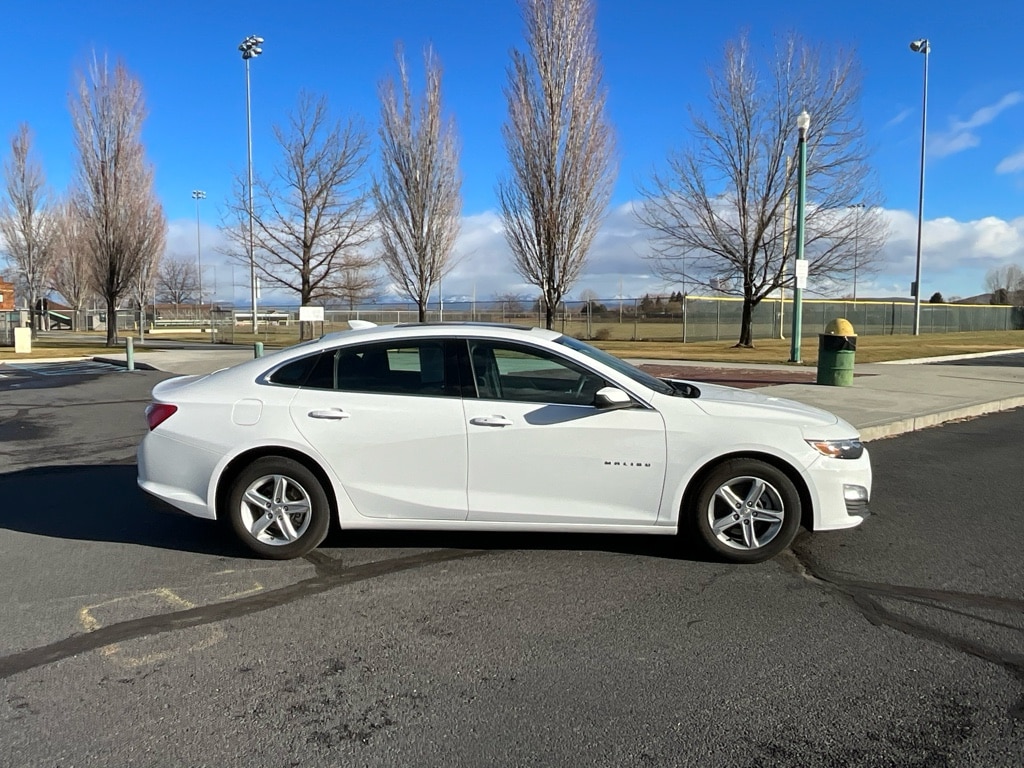Used 2022 Chevrolet Malibu LT Sedan