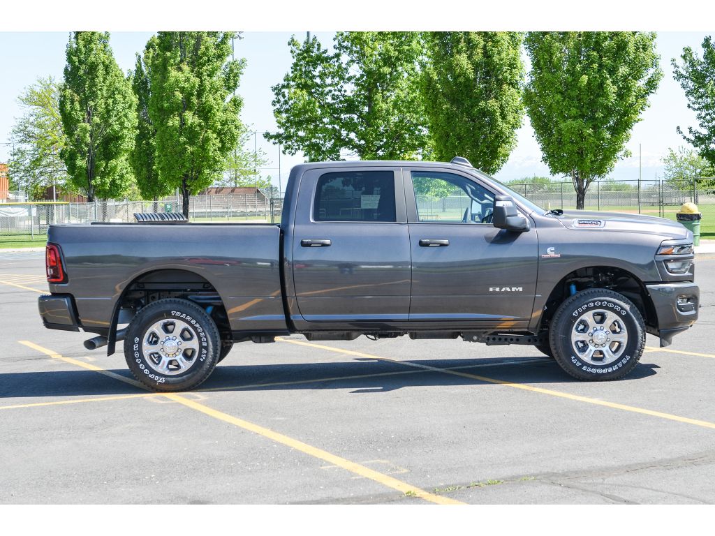 2025 Ram 2500 Big Horn photo 2