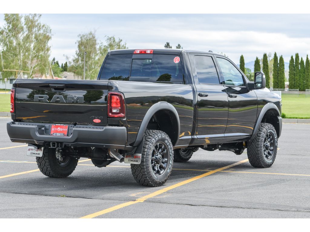 2025 Ram 2500 Tradesman photo 3