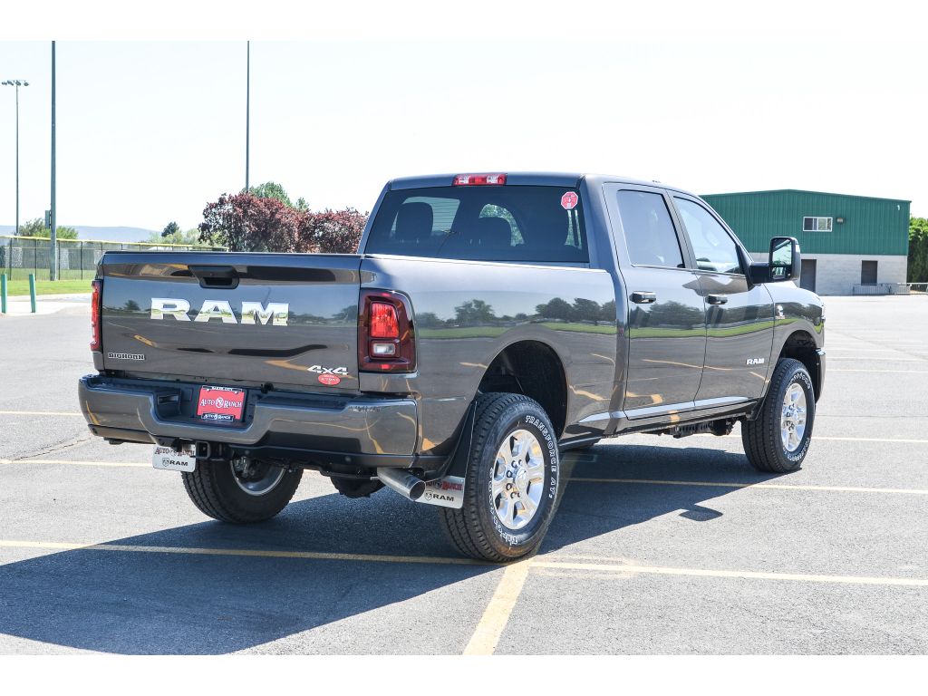 2025 Ram 2500 Big Horn photo 3