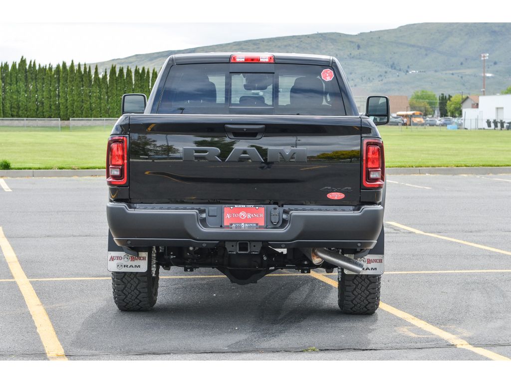 2025 Ram 2500 Tradesman photo 4