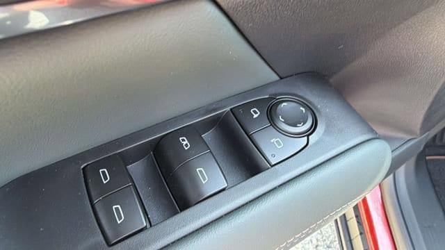 2026 GMC Terrain AT4 - Photo 9
