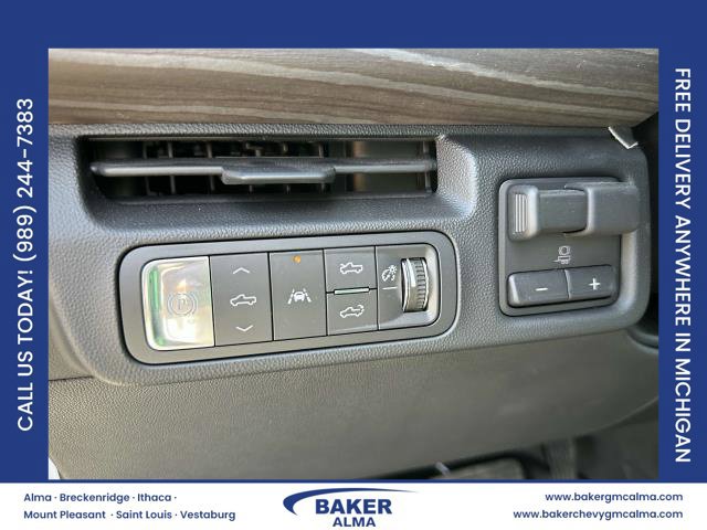 2025 GMC Sierra EV Denali - Photo 11