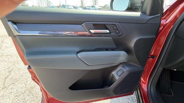 2026 GMC Terrain AT4 - Photo 8