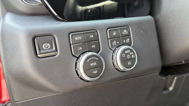 2026 GMC Sierra 2500HD SLT - Photo 11
