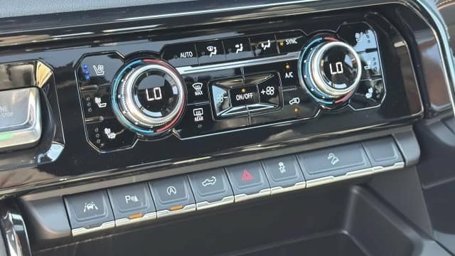 2026 GMC Sierra 1500 AT4 - Photo 18