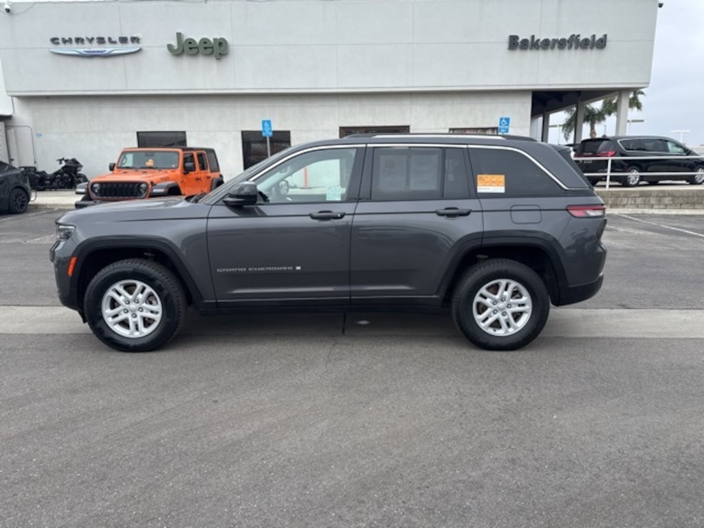 Certified 2023 Jeep Grand Cherokee Laredo SUV
