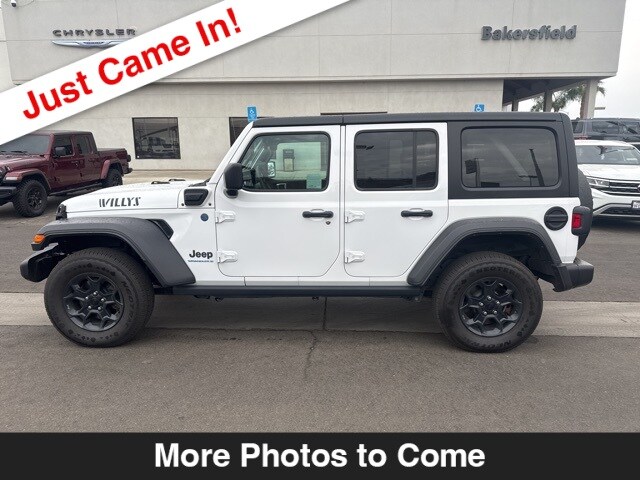 2023 Jeep Wrangler Base 4xe photo 2