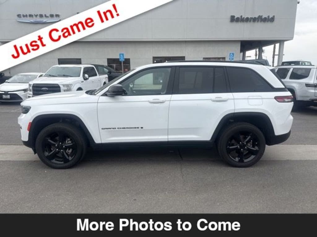 Certified 2023 Jeep Grand Cherokee Laredo SUV