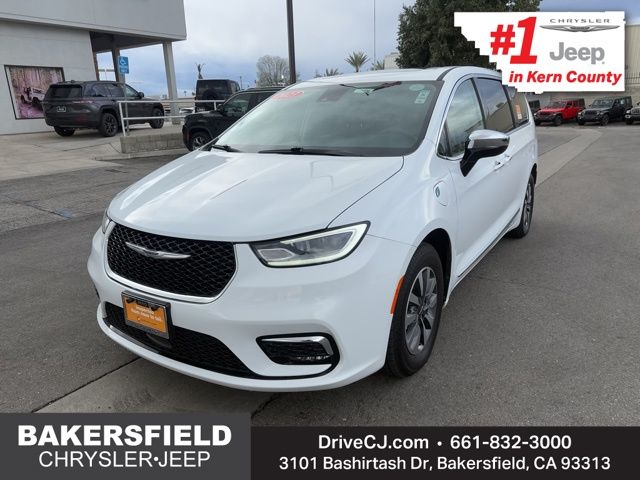 2023 Chrysler Pacifica Hybrid Limited