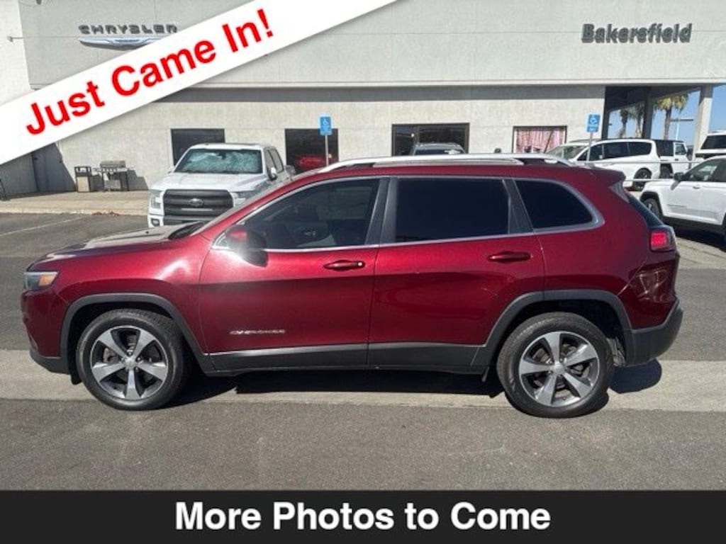 Used 2019 Jeep Cherokee Limited FWD SUV