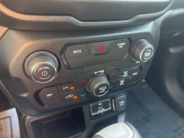 2020 Jeep Renegade Altitude - Photo 18