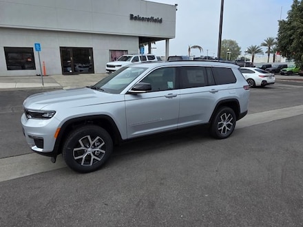 2025 Jeep Grand Cherokee L LIMITED 4X4 Sport Utility 1C4RJKBG2S8754886