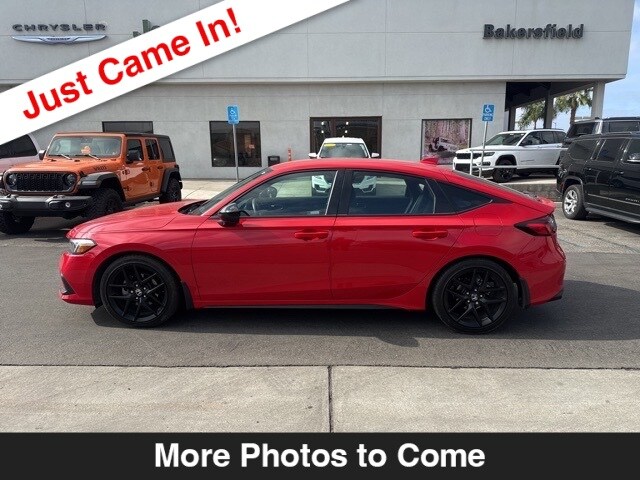 2022 Honda Civic Sport Hatchback photo 2