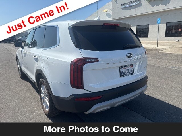 2020 Kia Telluride LX photo 3