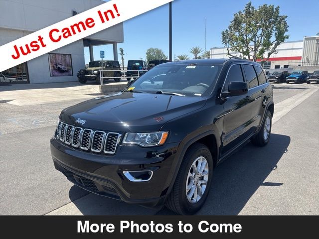 2022 Jeep Grand Cherokee Laredo E's photo
