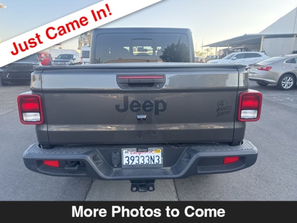 Certified 2022 Jeep Gladiator Sport Truck Crew Cab