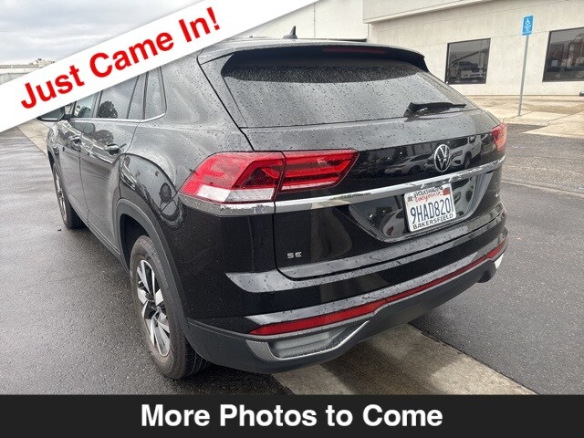 2023 Volkswagen Atlas Cross Sport SE photo 3
