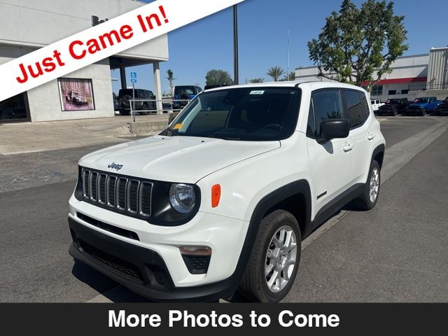 2023 Jeep Renegade Latitude 4x4's photo