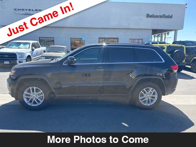 Used 2017 Jeep Grand Cherokee Laredo E with VIN 1C4RJEAG5HC712611 for sale in Bakersfield, CA