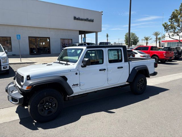 2026 Jeep Gladiator Sport Auto's photo