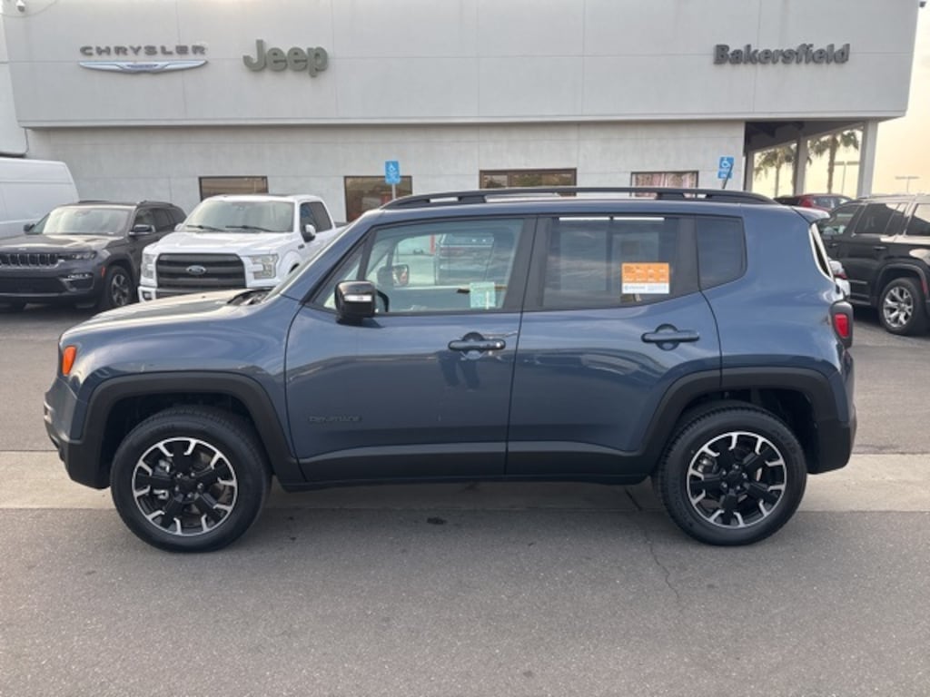 Certified 2023 Jeep Renegade Latitude SUV