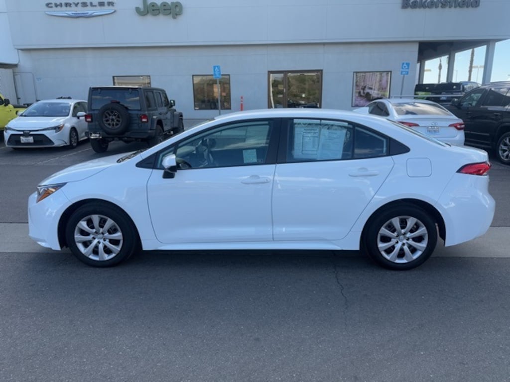 Used 2025 Toyota Corolla LE Sedan