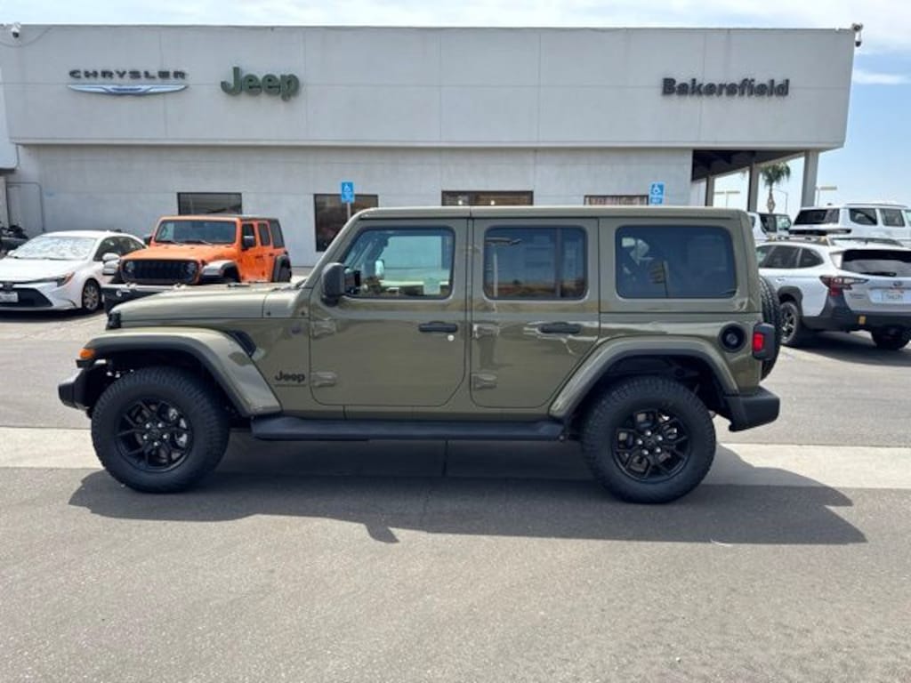 New 2026 Jeep Wrangler 4-Door Sport Sport Utility