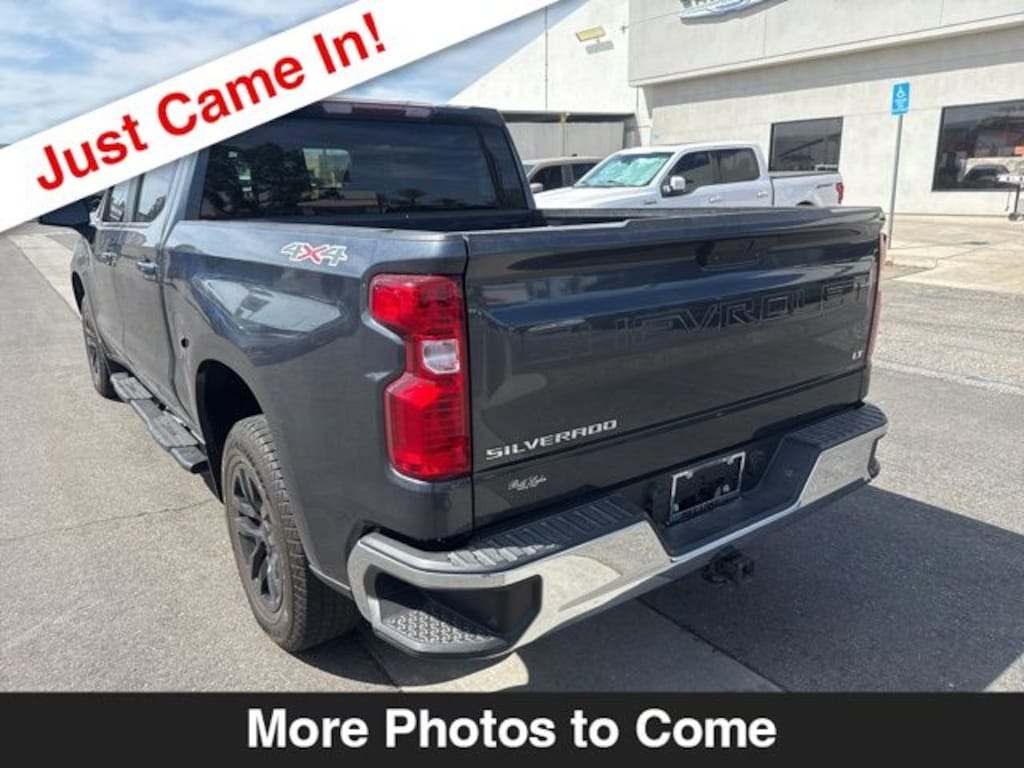 Used 2021 Chevrolet Silverado 1500 LT Truck Crew Cab