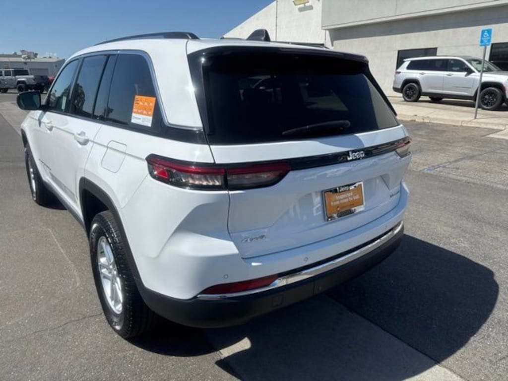 Certified 2023 Jeep Grand Cherokee Laredo SUV