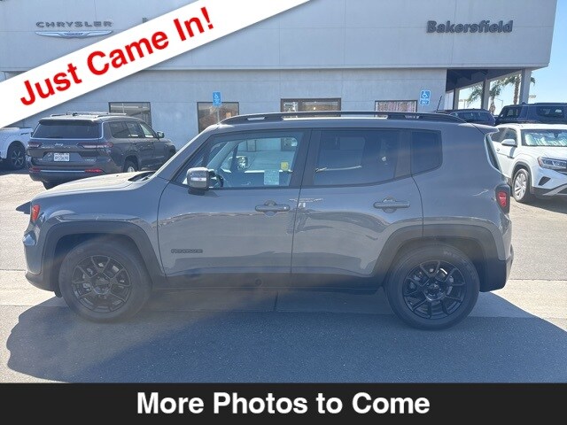 2020 Jeep Renegade Latitude photo 2