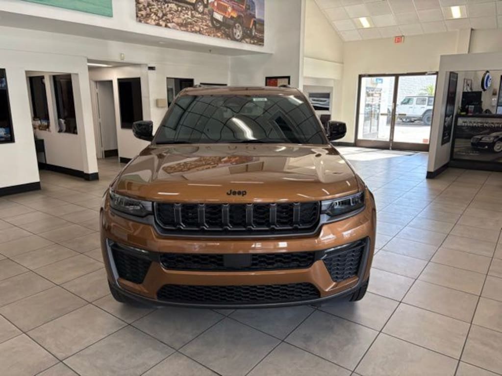 New 2026 Jeep Grand Cherokee LIMITED 4X4 Sport Utility