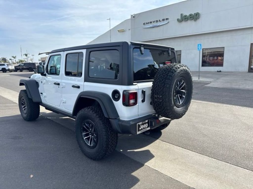 New 2026 Jeep Wrangler 4-DOOR WILLYS Sport Utility