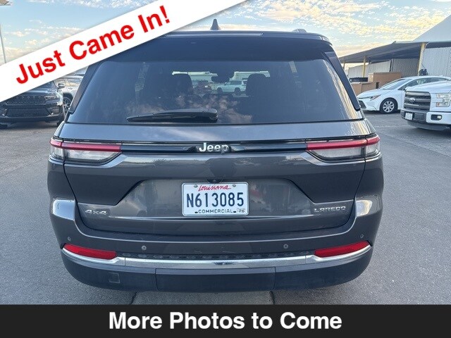 2023 Jeep Grand Cherokee Laredo photo 4