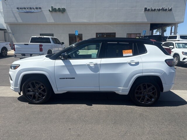 2024 Jeep Compass Limited photo 2